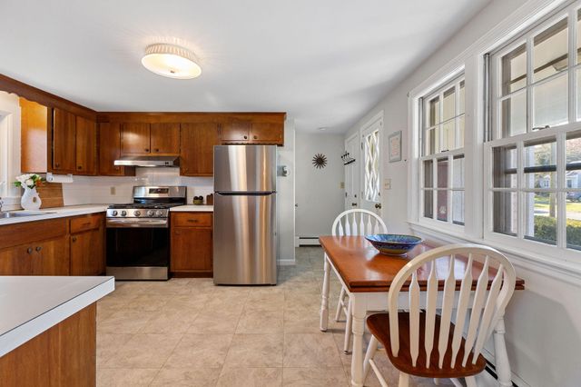 18 Captain Stanley Road, South Yarmouth, MA 02664