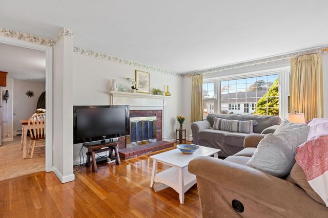 18 Captain Stanley Road, South Yarmouth, MA 02664