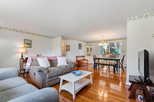 18 Captain Stanley Road, South Yarmouth, MA 02664