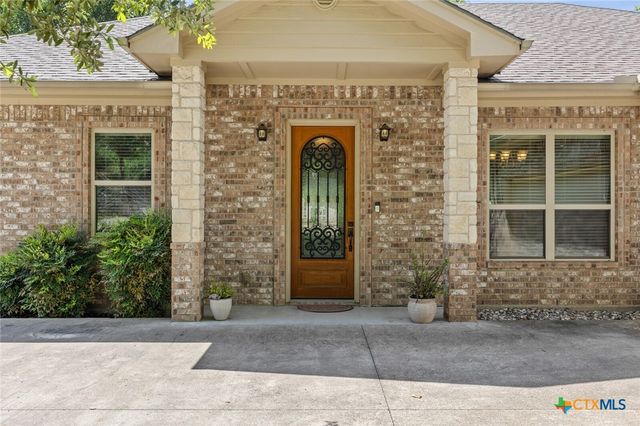 2809 Creek Side Drive, Temple, TX 76502