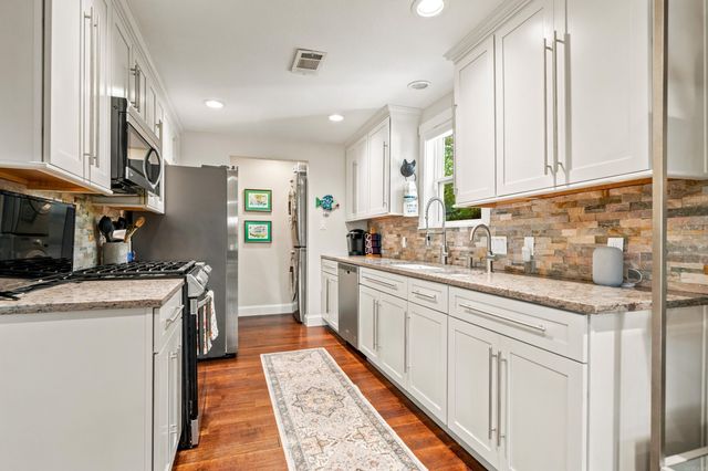 376 Chappel Hill Road, Hot Springs, AR 71913