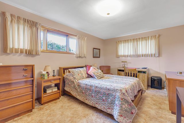 452 Center Grange ROAD, Center Twp, PA 15061