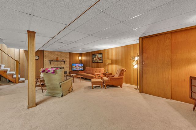 452 Center Grange ROAD, Center Twp, PA 15061