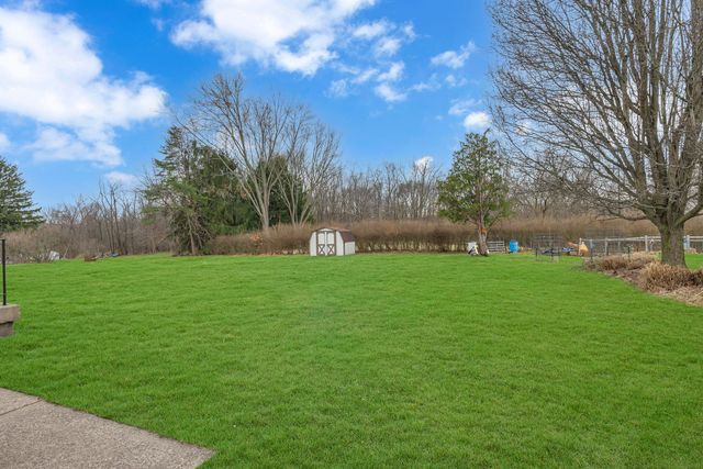 452 Center Grange ROAD, Center Twp, PA 15061