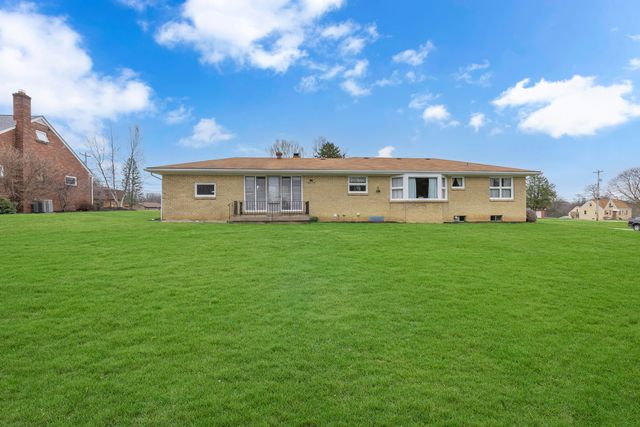 452 Center Grange ROAD, Center Twp, PA 15061