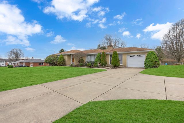 452 Center Grange ROAD, Center Twp, PA 15061