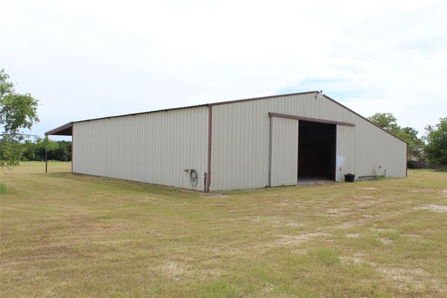 278 County Road 4460, Decatur, TX 76234