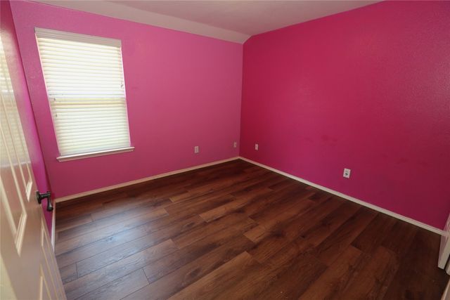 10433 E Lake Terrace, Fort Worth, TX 76053