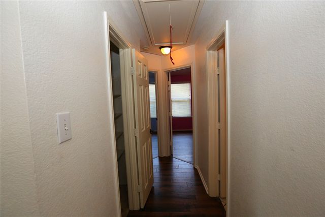 10433 E Lake Terrace, Fort Worth, TX 76053
