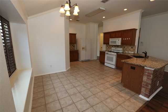 10433 E Lake Terrace, Fort Worth, TX 76053