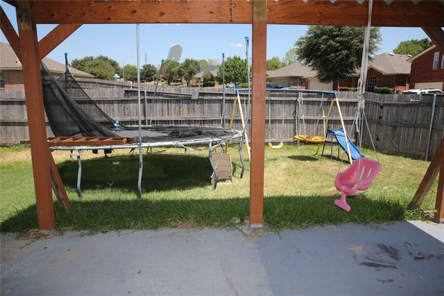 10433 E Lake Terrace, Fort Worth, TX 76053