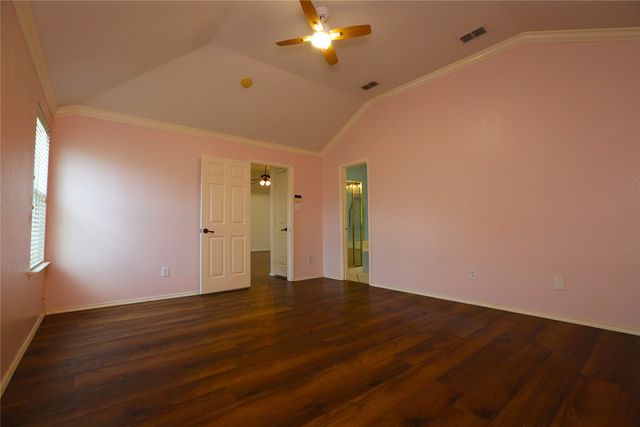 10433 E Lake Terrace, Fort Worth, TX 76053
