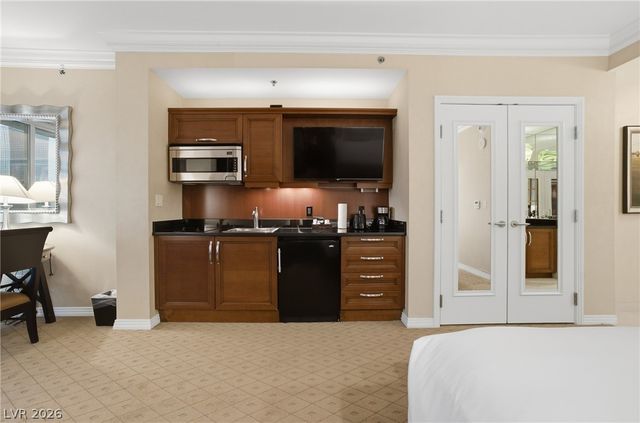 145 East Harmon Avenue 1005, Las Vegas, NV 89109