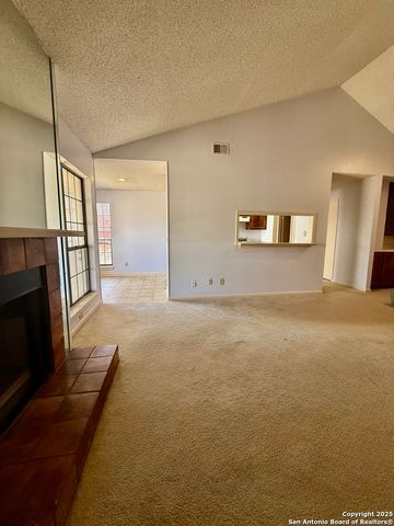 2255 Thousand Oaks Dr Apt 808, San Antonio, TX 78232