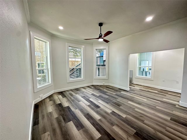 2001 29th Street Down, Galveston, TX 77550