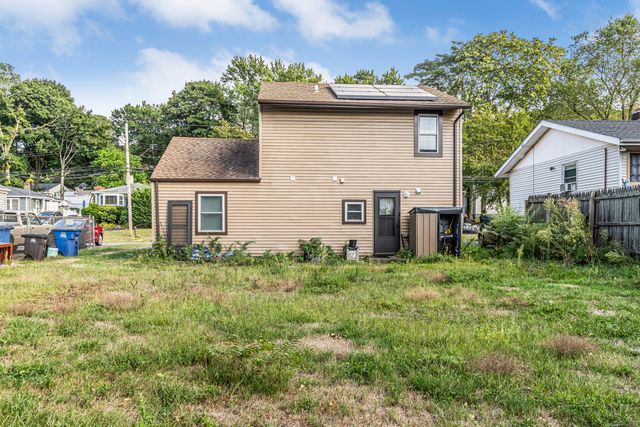 174 Weybosset Street, New Haven, CT 06513