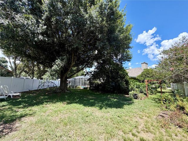 405 VALLEY COURT, Winter Haven, FL 33884