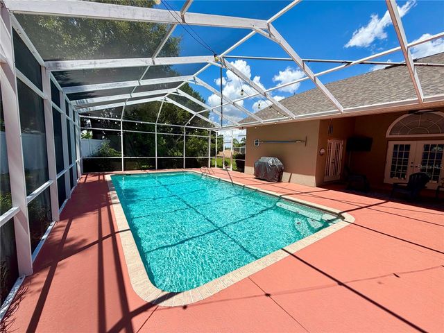 405 VALLEY COURT, Winter Haven, FL 33884