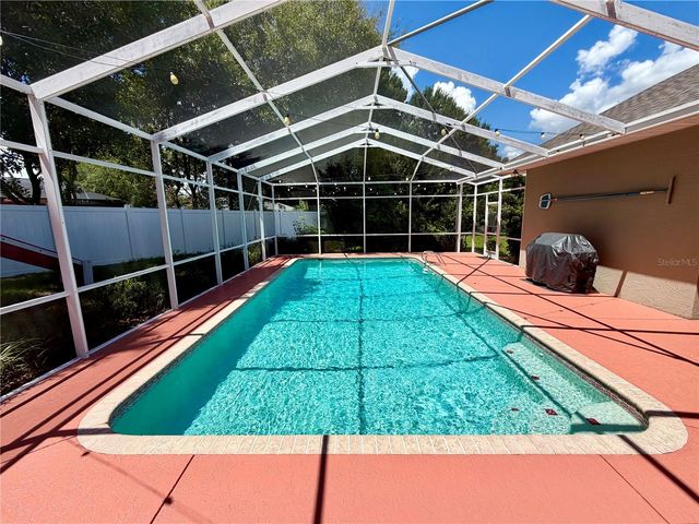 405 VALLEY COURT, Winter Haven, FL 33884