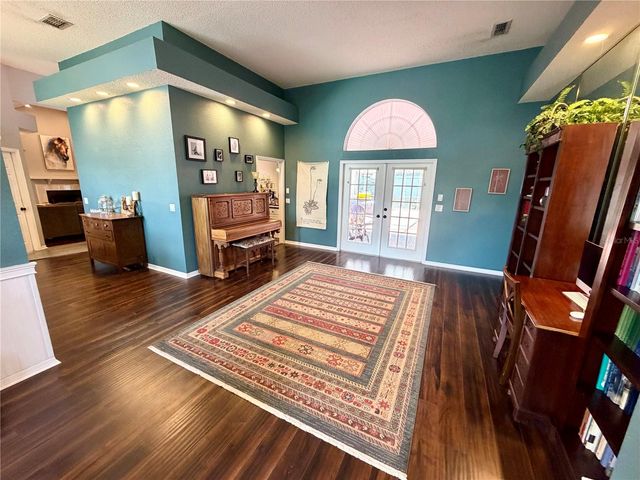 405 VALLEY COURT, Winter Haven, FL 33884