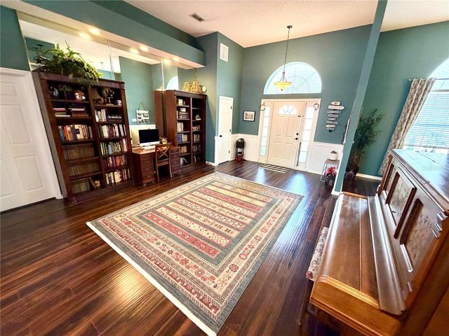 405 VALLEY COURT, Winter Haven, FL 33884