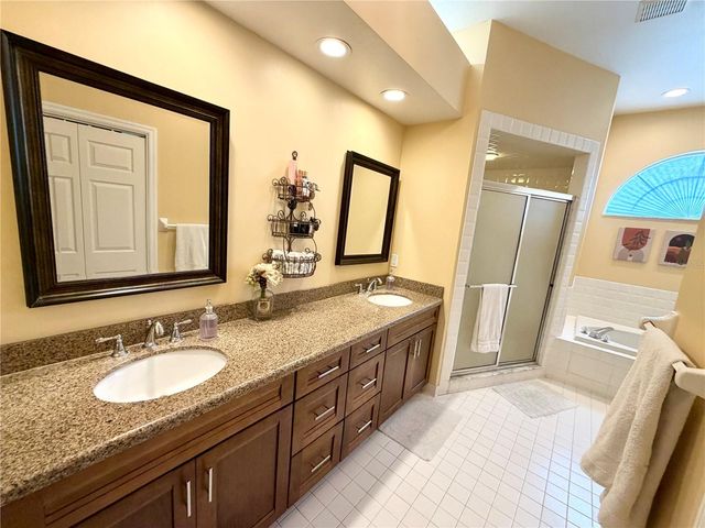 405 VALLEY COURT, Winter Haven, FL 33884
