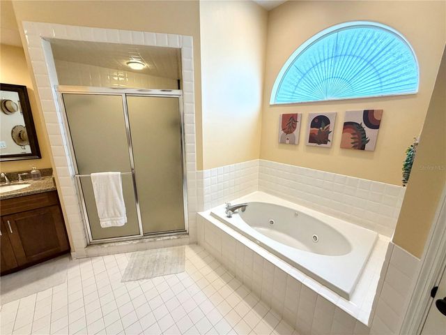405 VALLEY COURT, Winter Haven, FL 33884