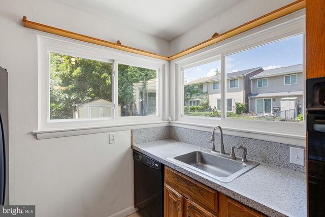 323 E EDGEWATER WAY, Newark, DE 19702