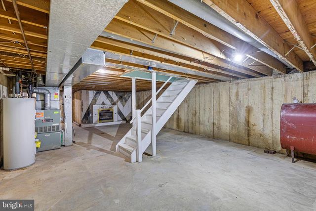 323 E EDGEWATER WAY, Newark, DE 19702