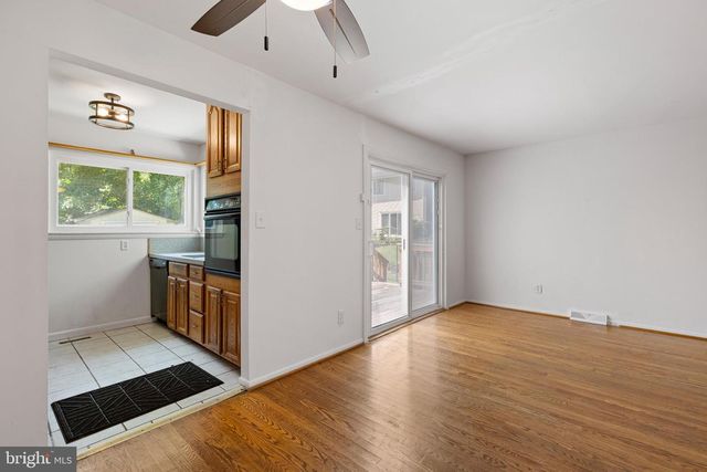 323 E EDGEWATER WAY, Newark, DE 19702