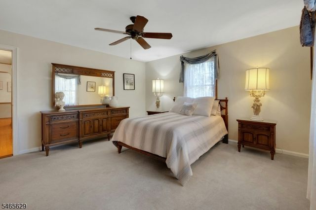 179 Oaks Road, Long Hill Twp., NJ 07946