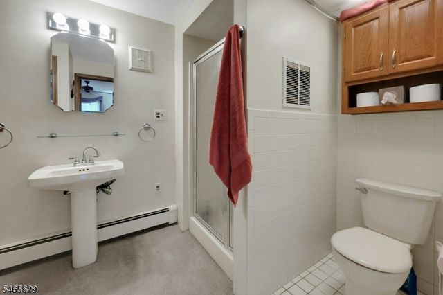 179 Oaks Road, Long Hill Twp., NJ 07946