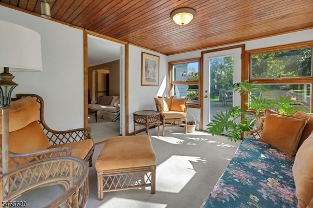 179 Oaks Road, Long Hill Twp., NJ 07946