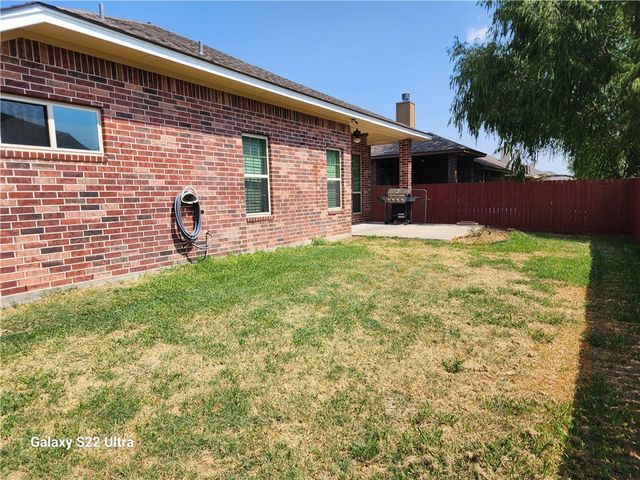 912 Dove Run, College Station, TX 77845