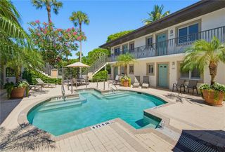 480 5th ST S 202, Naples, FL 34102