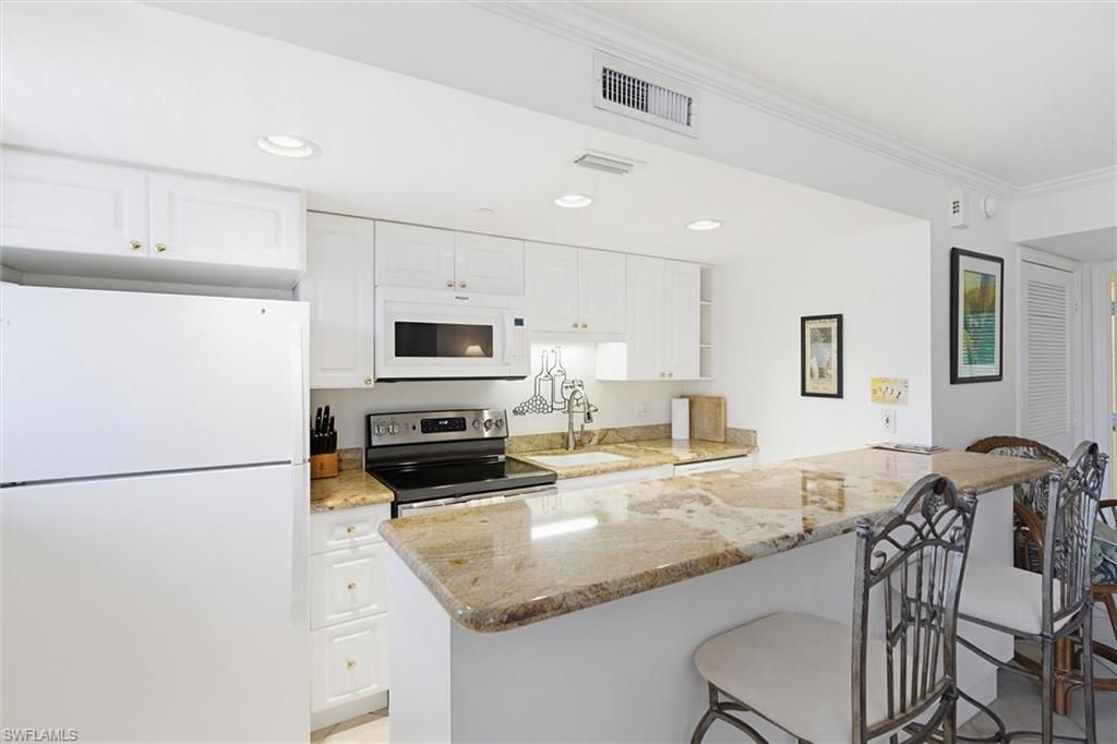 480 5th ST S 202, NAPLES, FL 34102 — photo 5