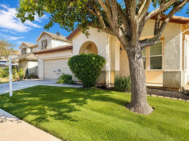 5300 Kungsting Way, Elk Grove, CA 95757
