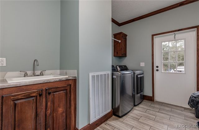 7453 S Maxwell Point, Homosassa, FL 34446