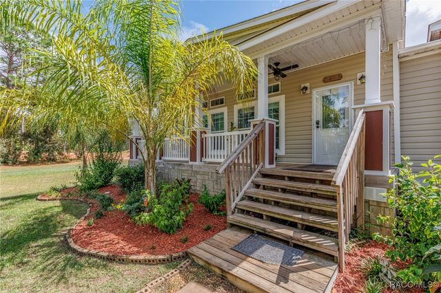 7453 S Maxwell Point, Homosassa, FL 34446