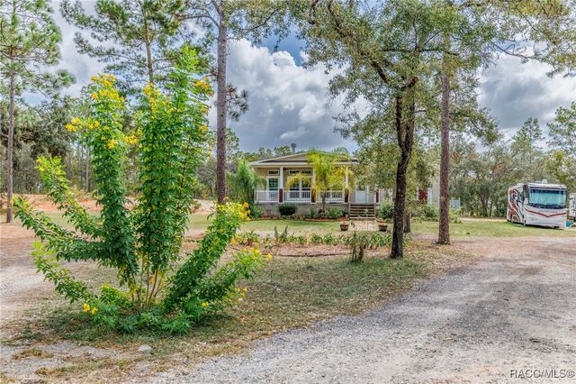 7453 S Maxwell Point, Homosassa, FL 34446