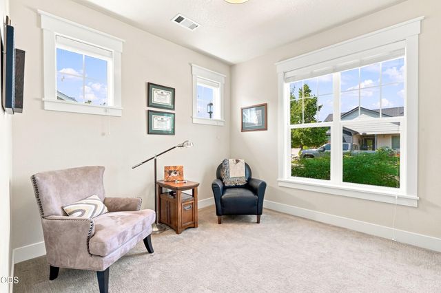 541 Bridge Creek Drive, Central Point, OR 97502