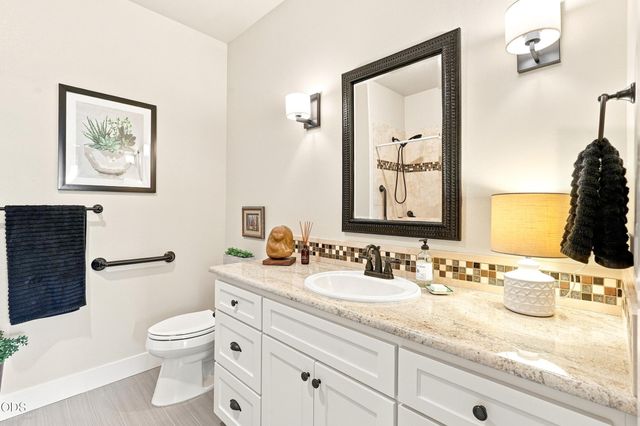 541 Bridge Creek Drive, Central Point, OR 97502
