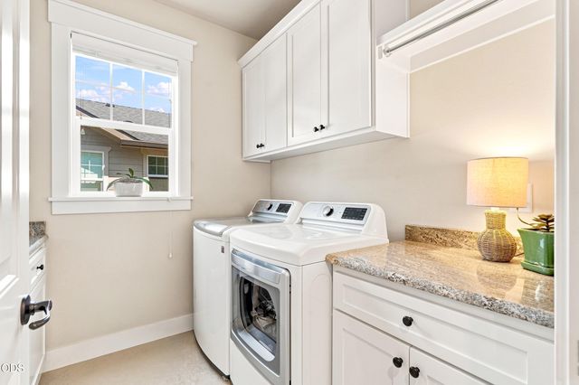 541 Bridge Creek Drive, Central Point, OR 97502