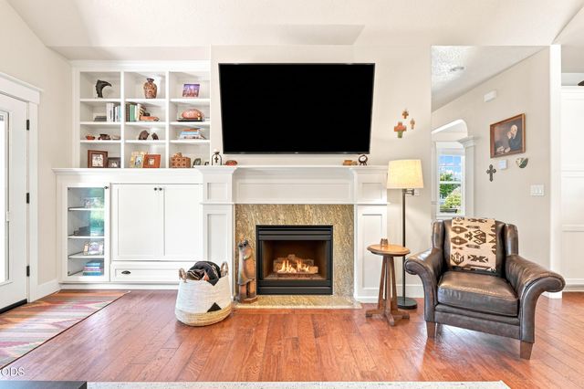 541 Bridge Creek Drive, Central Point, OR 97502