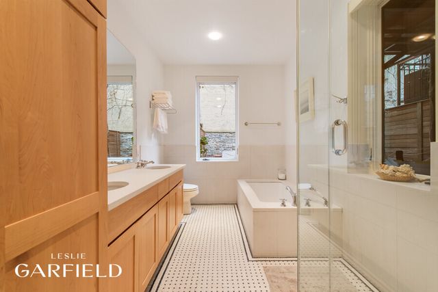 306 W 78TH Street, New York City, NY 10024