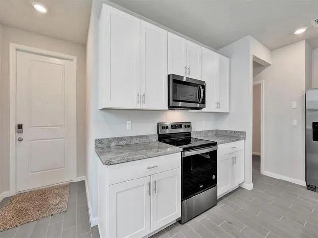 5671 Enclave Drive, West Palm Beach, FL 33407