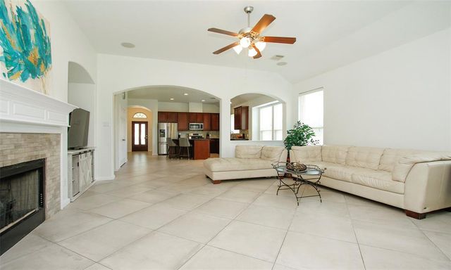 5827 Dayln Court, Spring, TX 77379
