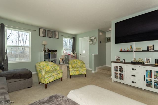 177 Raintree Lane, Painesville, OH 44077