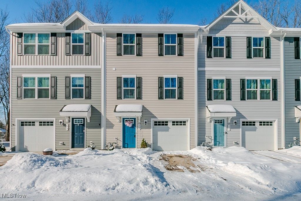 177 Raintree Lane, Painesville, OH 44077