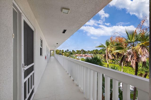 100 Waterway Road A304, Tequesta, FL 33469